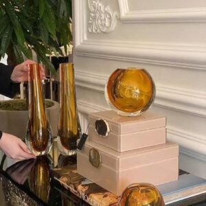 Elegant Tableware Decorations