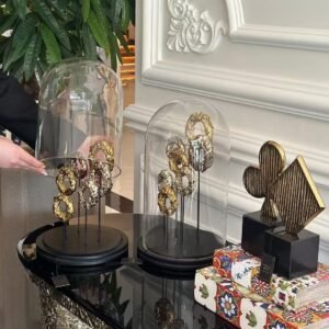 Stylish Kitchen Table and Living Room Decorations